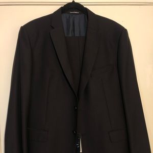 EMPORIO ARMANI SUIT